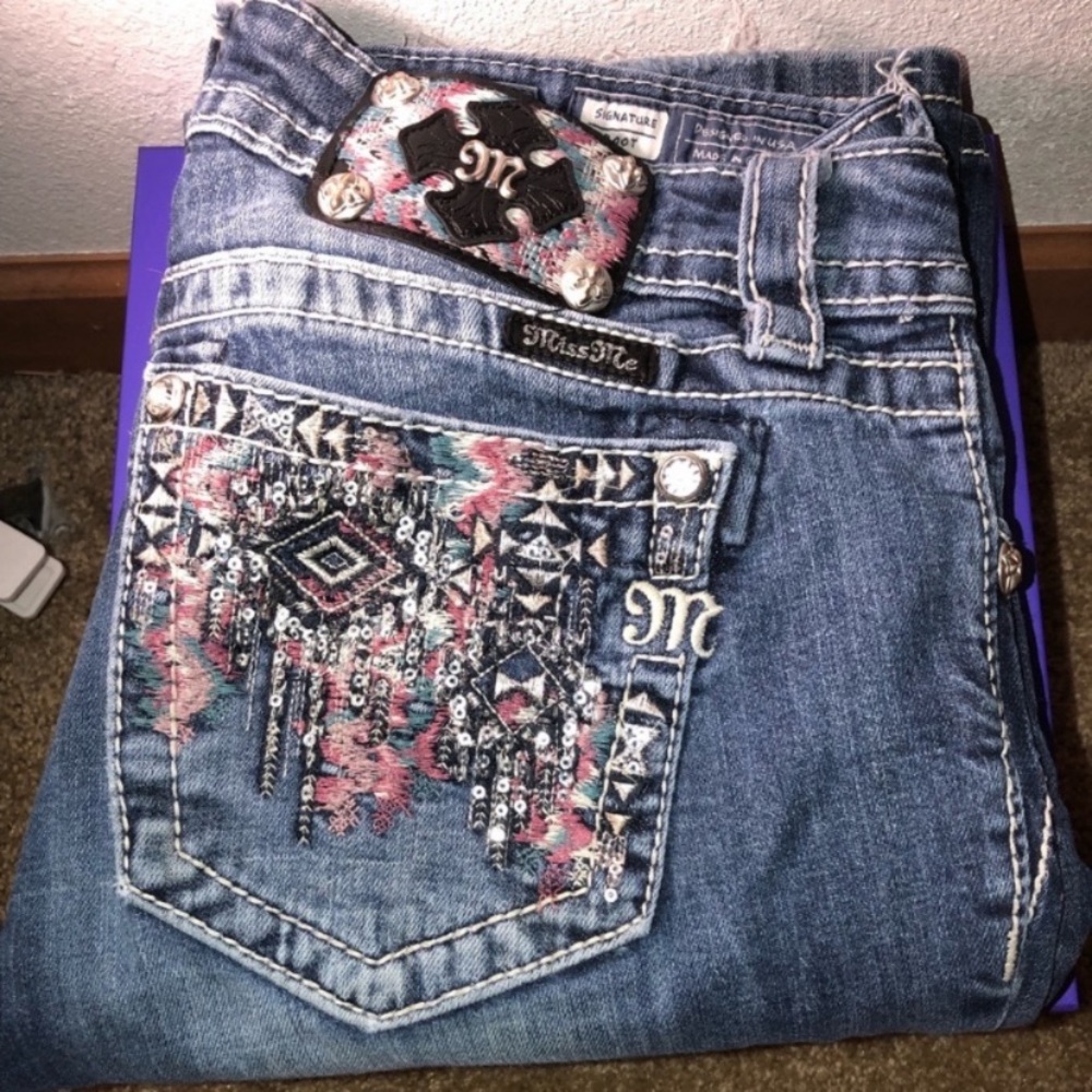 Dark wash bootcut pink bling miss me jeans